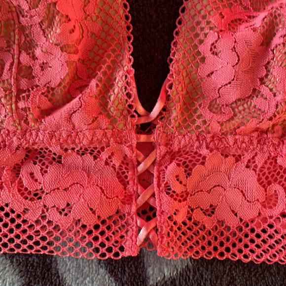 Bralette - Picture 3 of 7